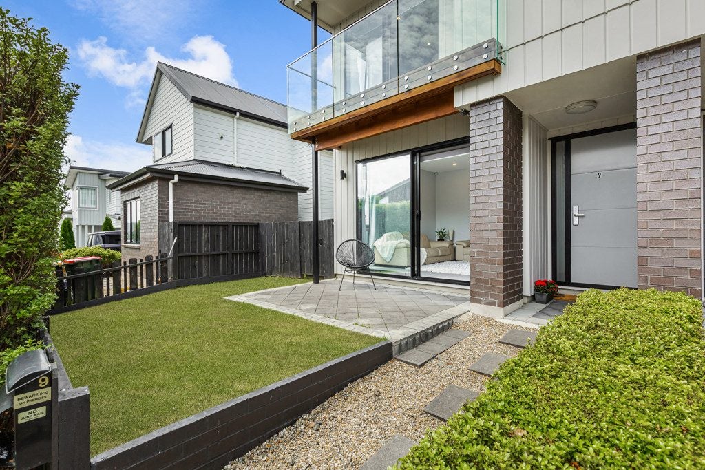 9 Kearns Drive, Hobsonville, Auckland - Carousel 2