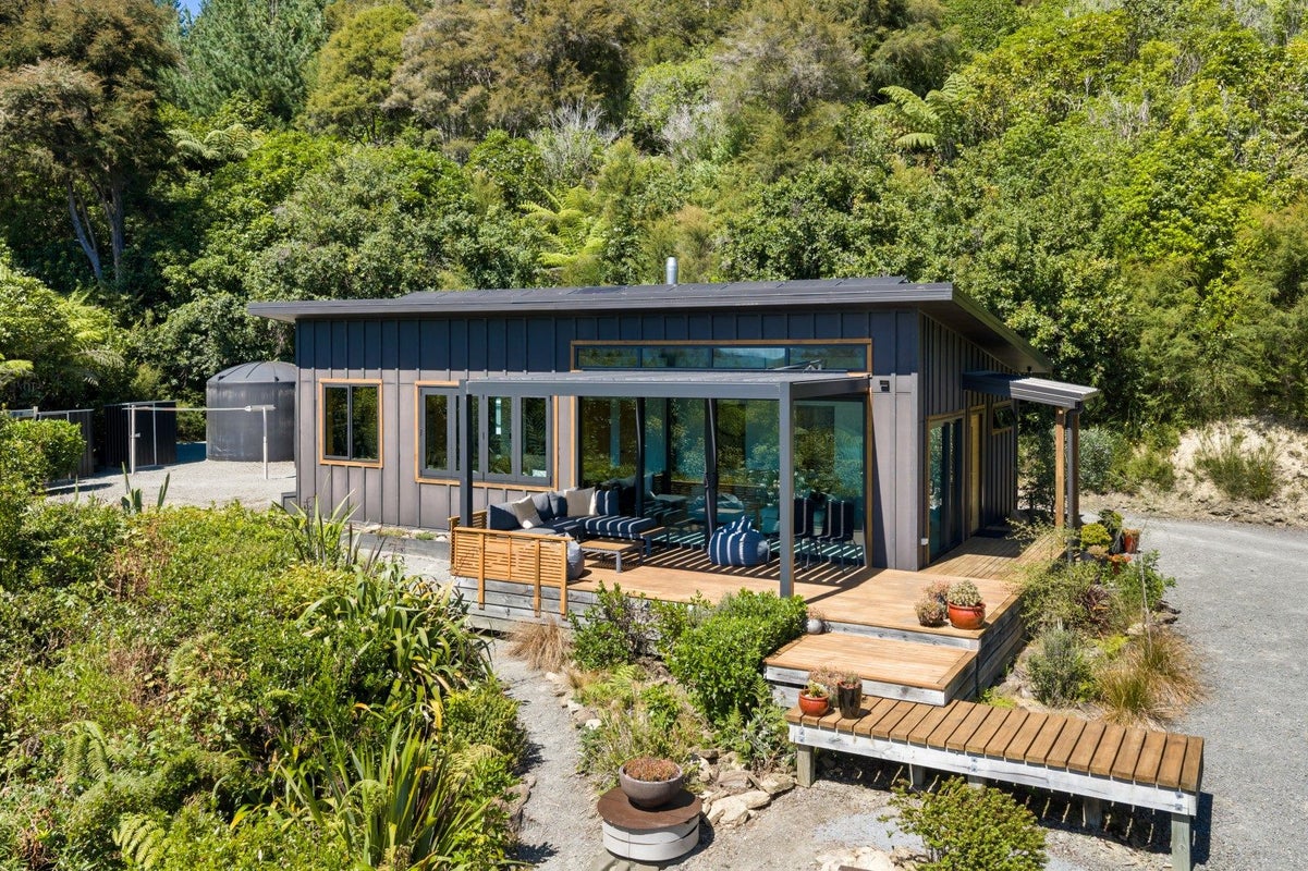 67 Korimako Rise, Havelock, Picton - Carousel 2