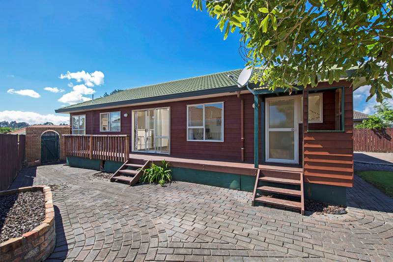 52 Burswood Drive, Burswood, Auckland - Carousel 2