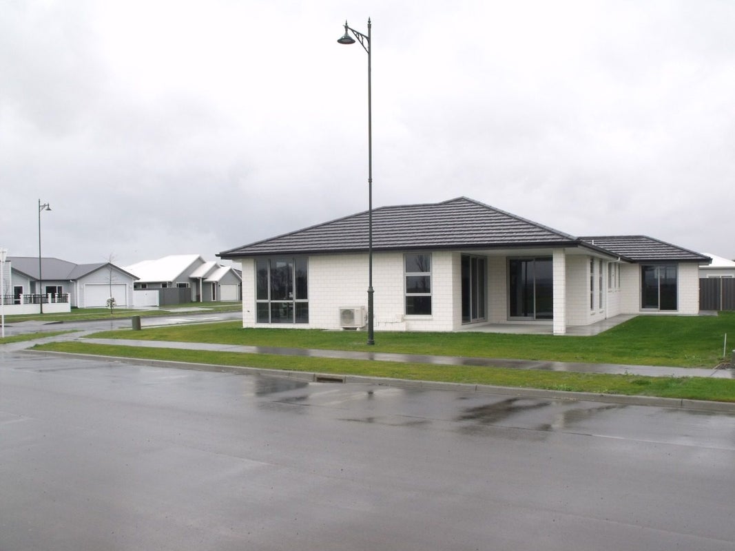 19 Ruahine Road, Poraiti, Napier - Carousel 2
