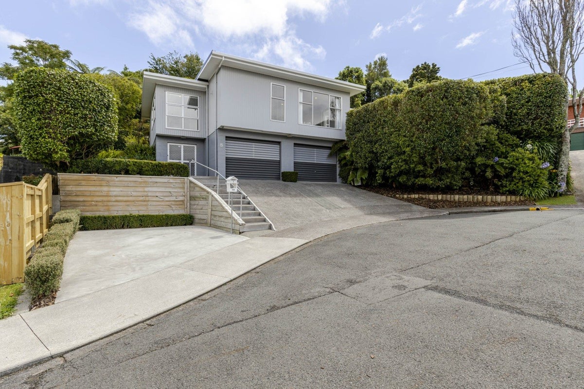 5 Whitby Place, Westown, New Plymouth, Taranaki - Carousel 1