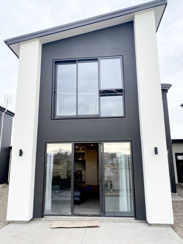 11 Grey Way Road, Russley, Christchurch - Carousel 2