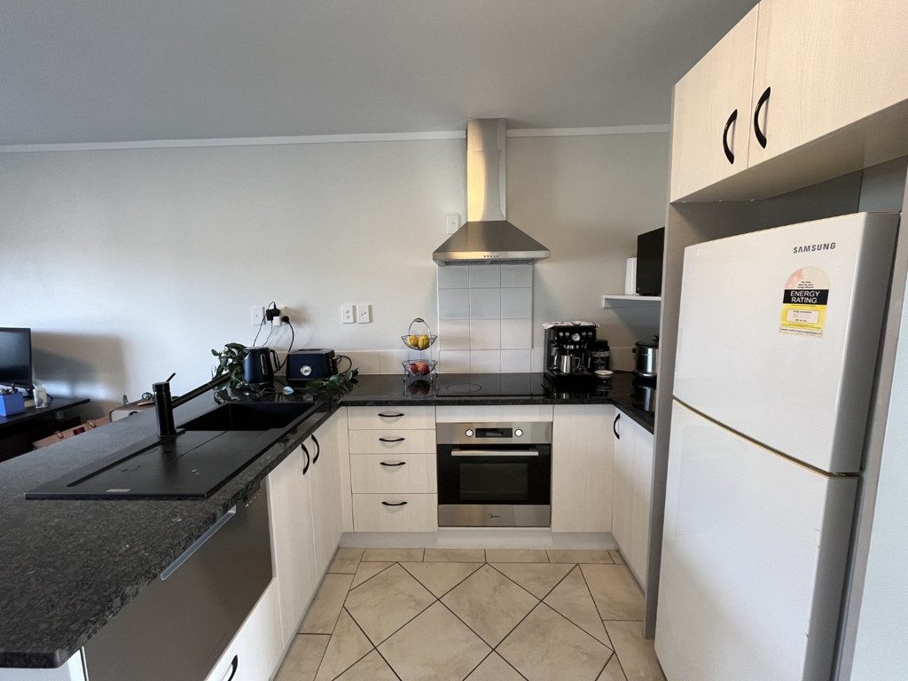 22/8 Flynn Street, Birkdale, Auckland - Carousel 2