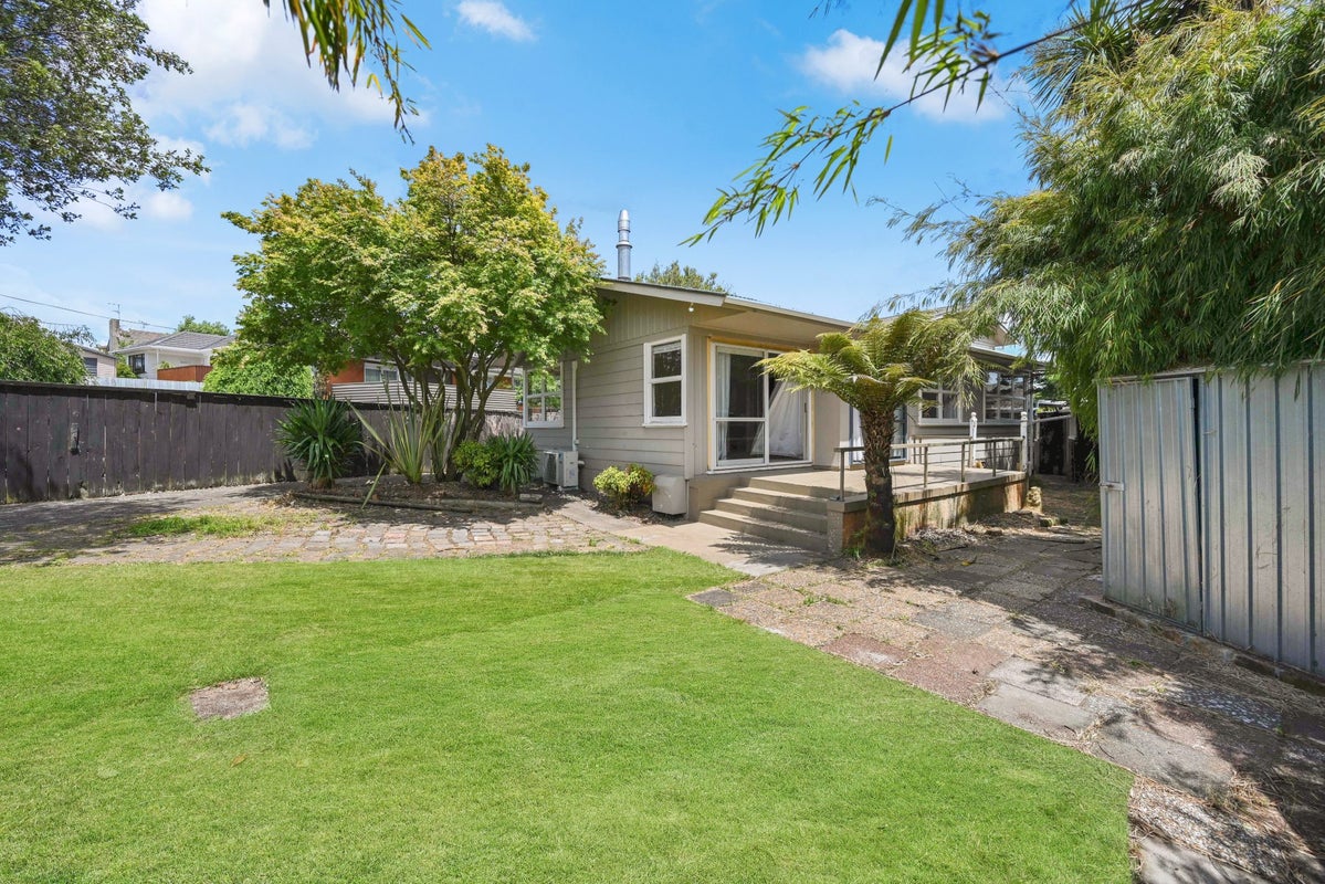 39 Thomson Avenue, Dinsdale, Hamilton - Carousel 2
