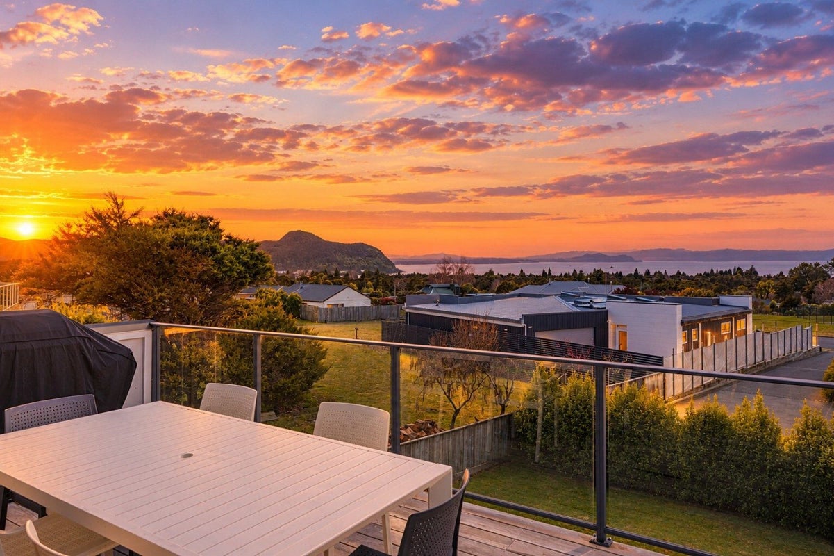 29 Parekaawa Drive, Motuoapa, Taupo, Waikato - Carousel 2