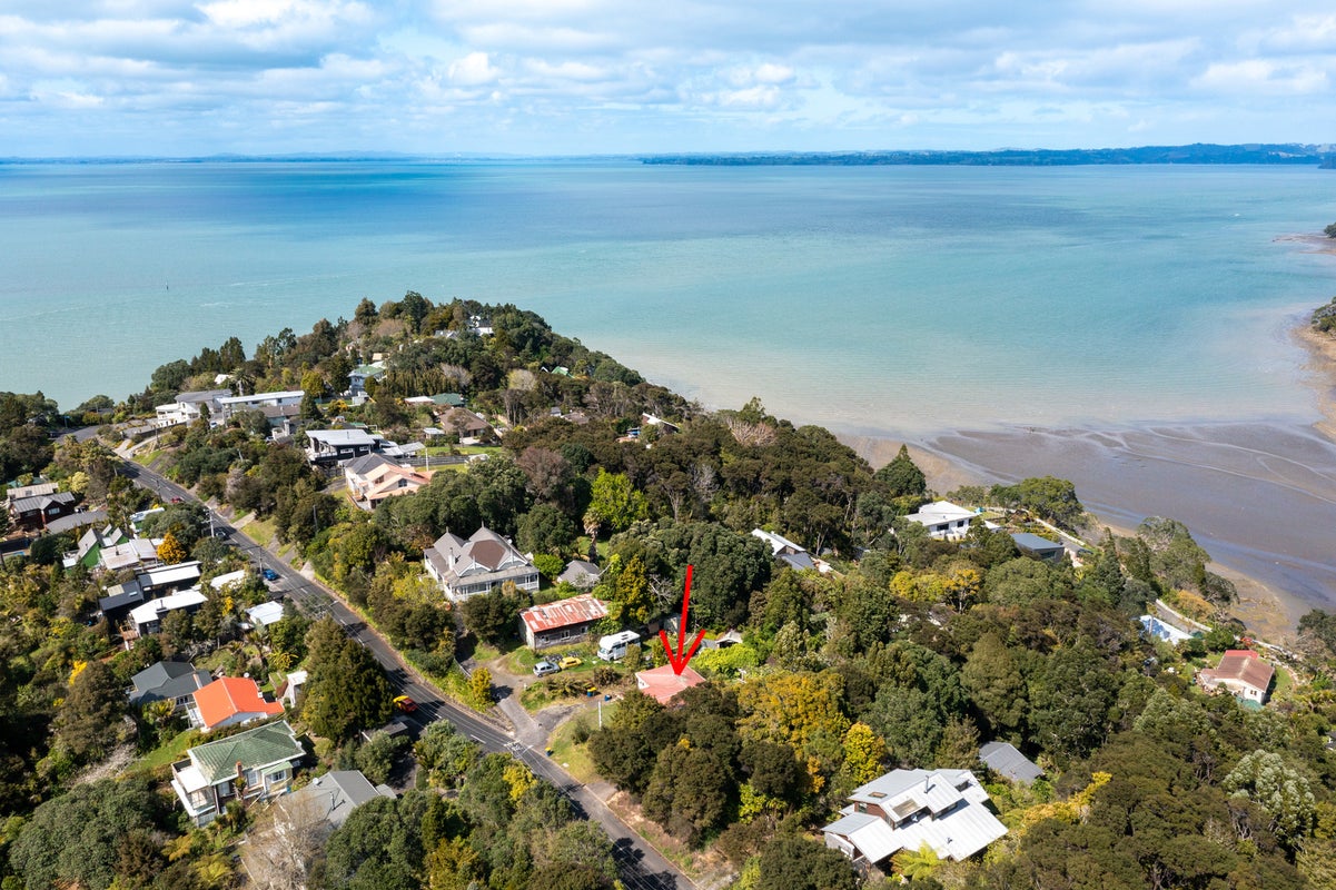 93 Tanekaha Road, Titirangi, Auckland - Carousel 2