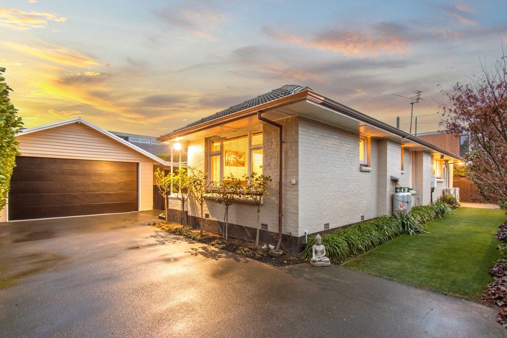 33 Office Road, Merivale, Christchurch - Carousel 1