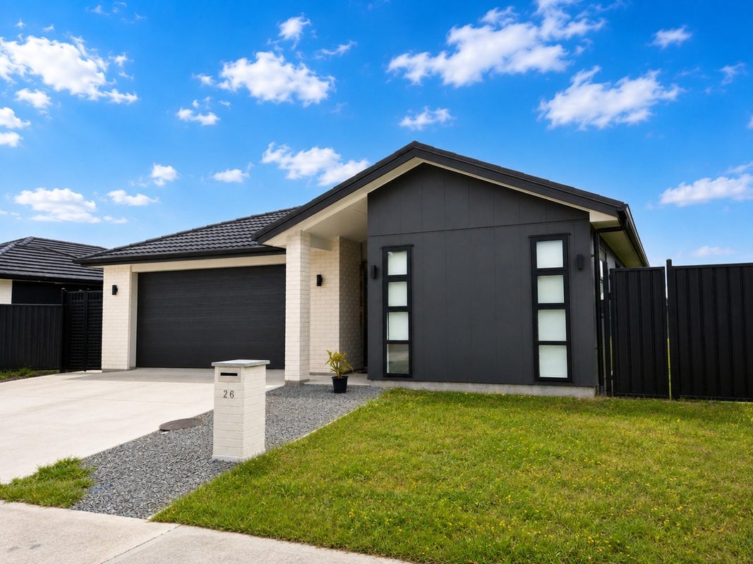 26 Castletown Street, Wallaceville, Upper Hutt - Carousel 1
