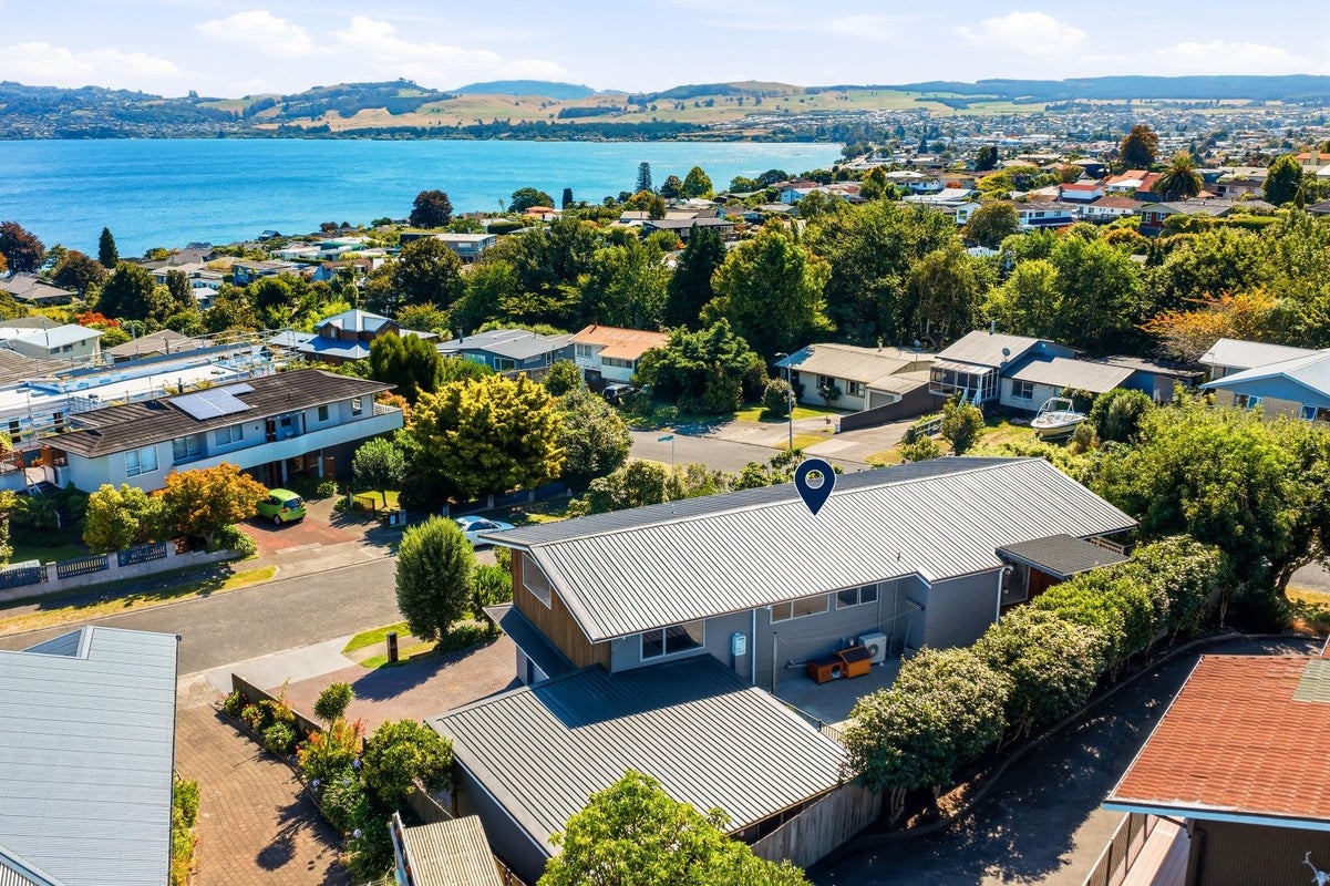 15 Beachman Grove, Hilltop, Taupo - Carousel 31