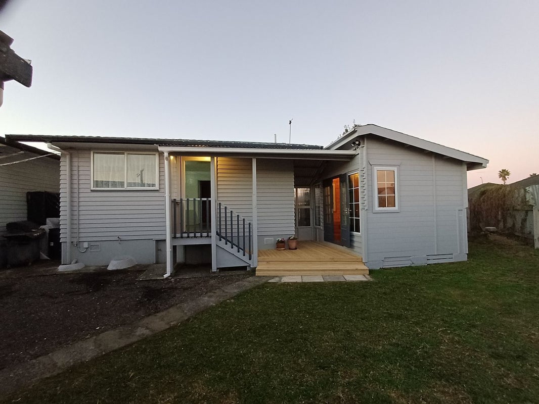 25 Wakefield Road, Favona, Auckland - Carousel 2