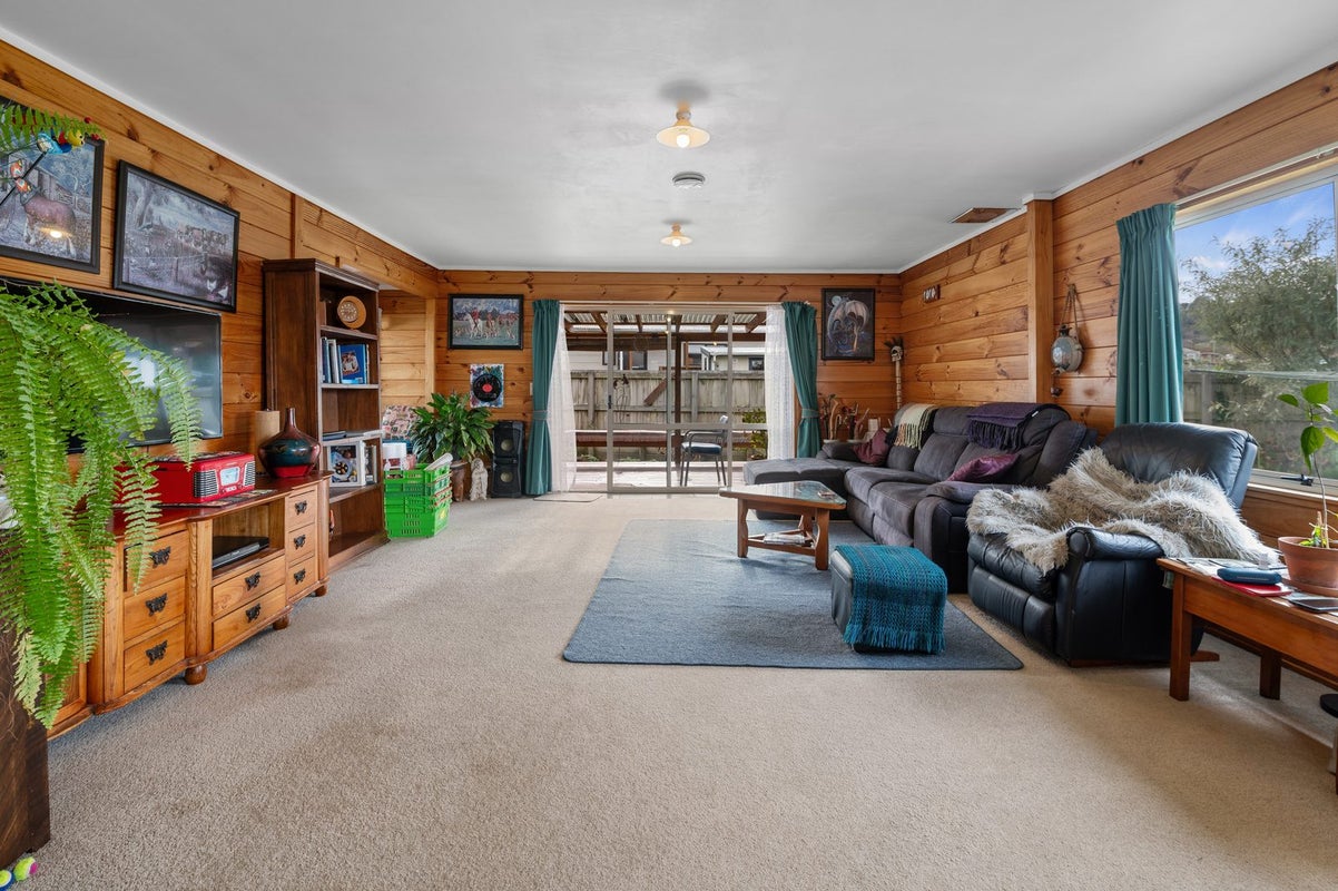 5 Amethyst Place, Pukehangi, Rotorua - Carousel 2
