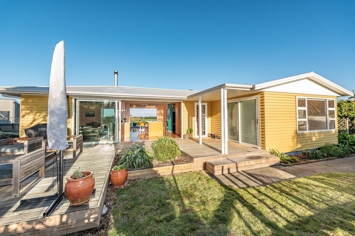 227 Tayforth Road, Westmere, Whanganui - Carousel 1