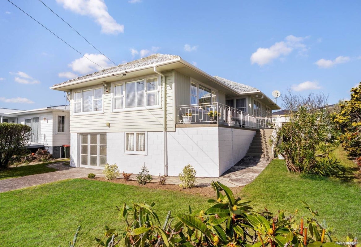 12 Dundee Place, Blockhouse Bay, Auckland - Carousel 2