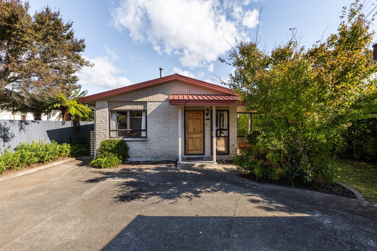 101 Mayfair Avenue, Mayfair, Hastings - Carousel 13