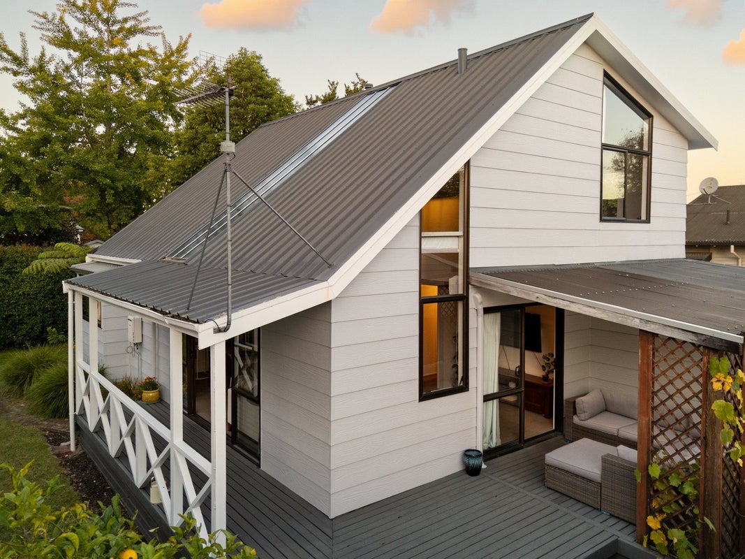15 Union Street, Claudelands, Hamilton - Carousel 1