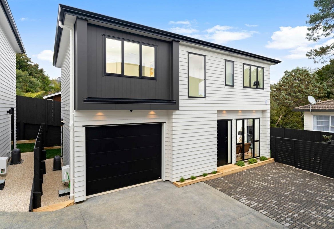 10B Mira Place, Windsor Park, Auckland - Carousel 2
