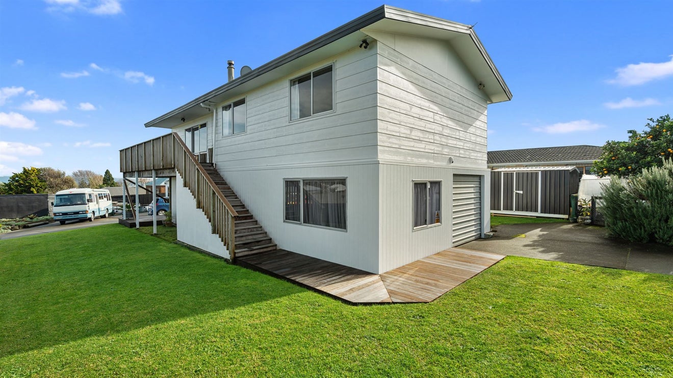 2 Ngaparaoa Drive, Maketu, Te Puke - Carousel 1