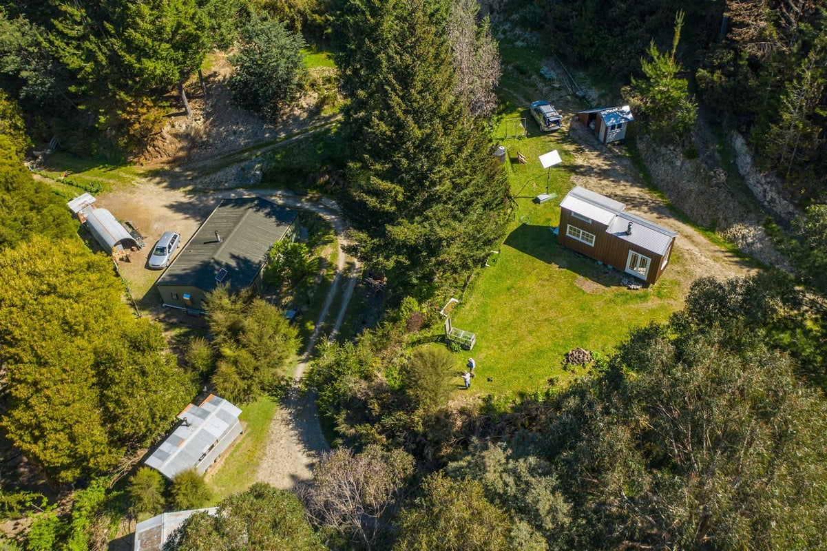 317 Onamalutu Road, Blenheim - Carousel 1