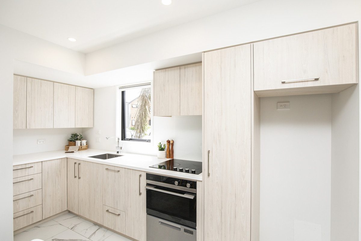 2/25 Hargest Crescent, Sydenham, Christchurch - Carousel 2