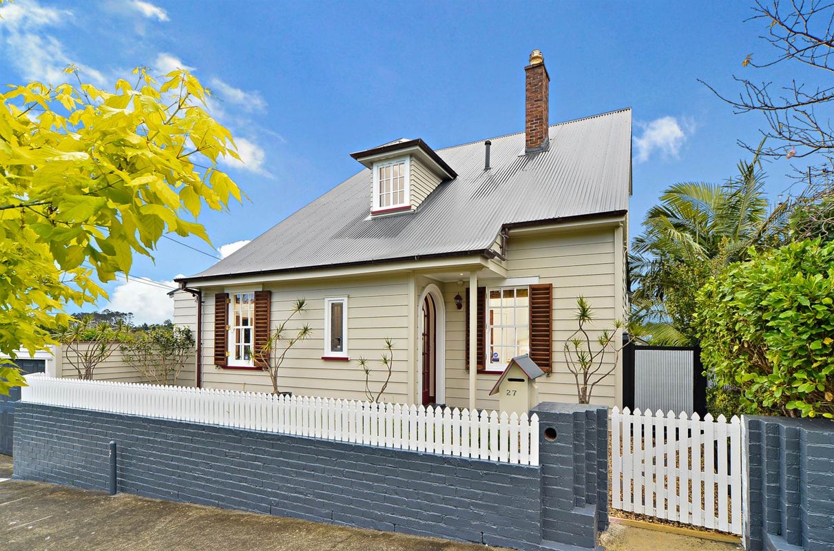 27 Bannerman Road, Morningside, Auckland - Carousel 1