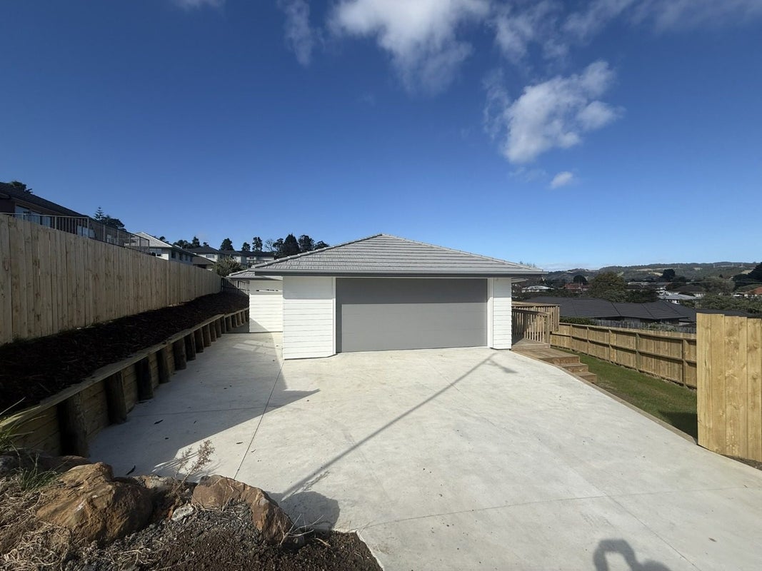 15 Amy Kate Street, Tikipunga, Whangarei, Northland - Carousel 1