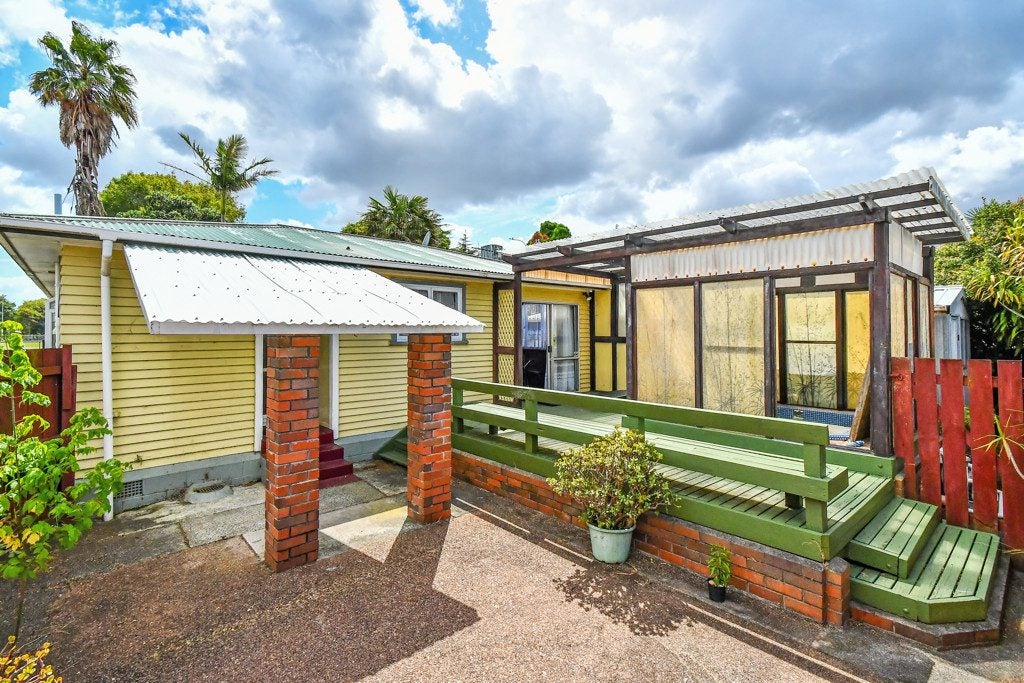 1/138 Buckland Road, Mangere East, Auckland - Carousel 9