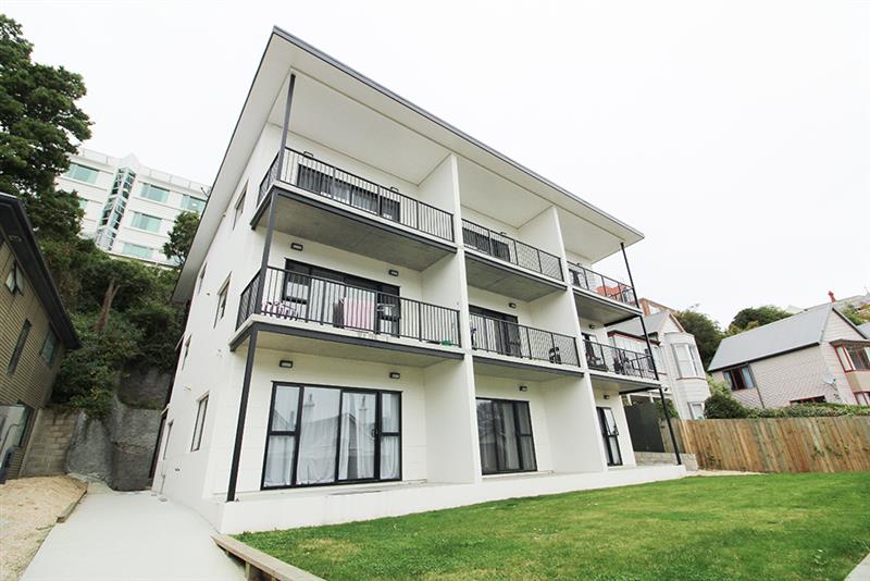 4/377 Leith Street, North Dunedin, Dunedin - Carousel 1