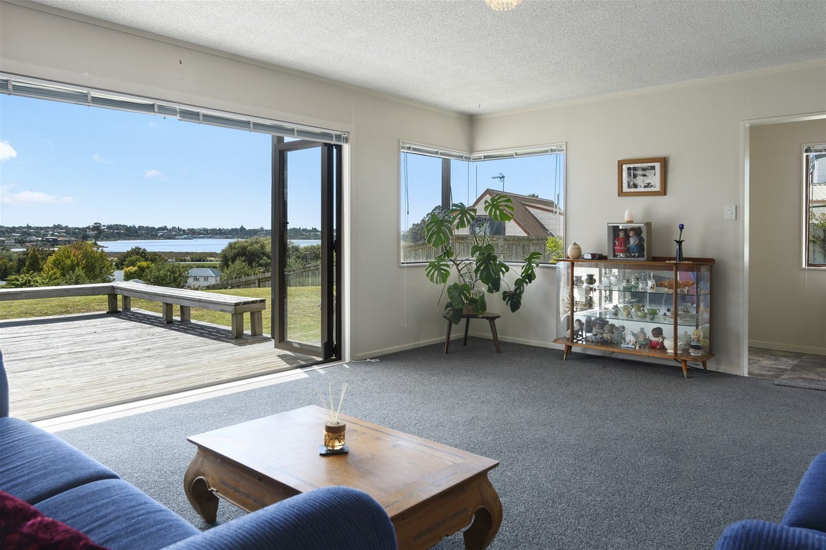 127 Ohauiti Road, Hairini, Tauranga - Carousel 1