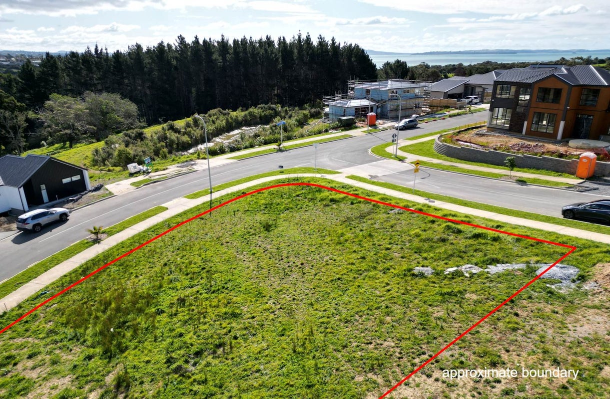 10 Arthur Wright Place, Maraetai, Auckland - Carousel 1