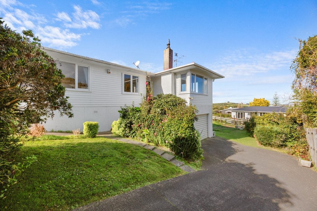 24 Cotswold Lane, Mount Wellington, Auckland - Carousel 2