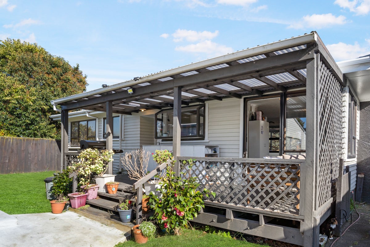 504 Weymouth Road, Weymouth, Auckland - Carousel 1