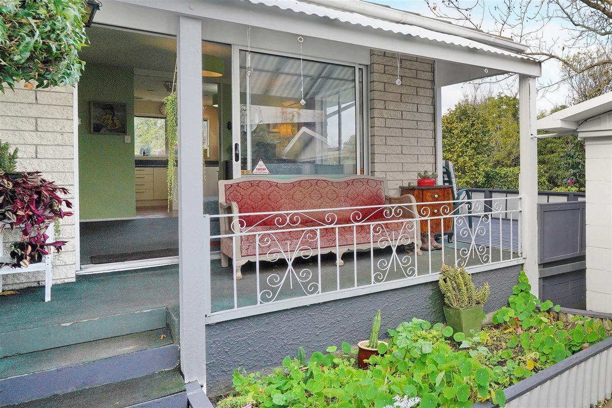 2/7 Wanstead Place, Woolston, Christchurch - Carousel 2