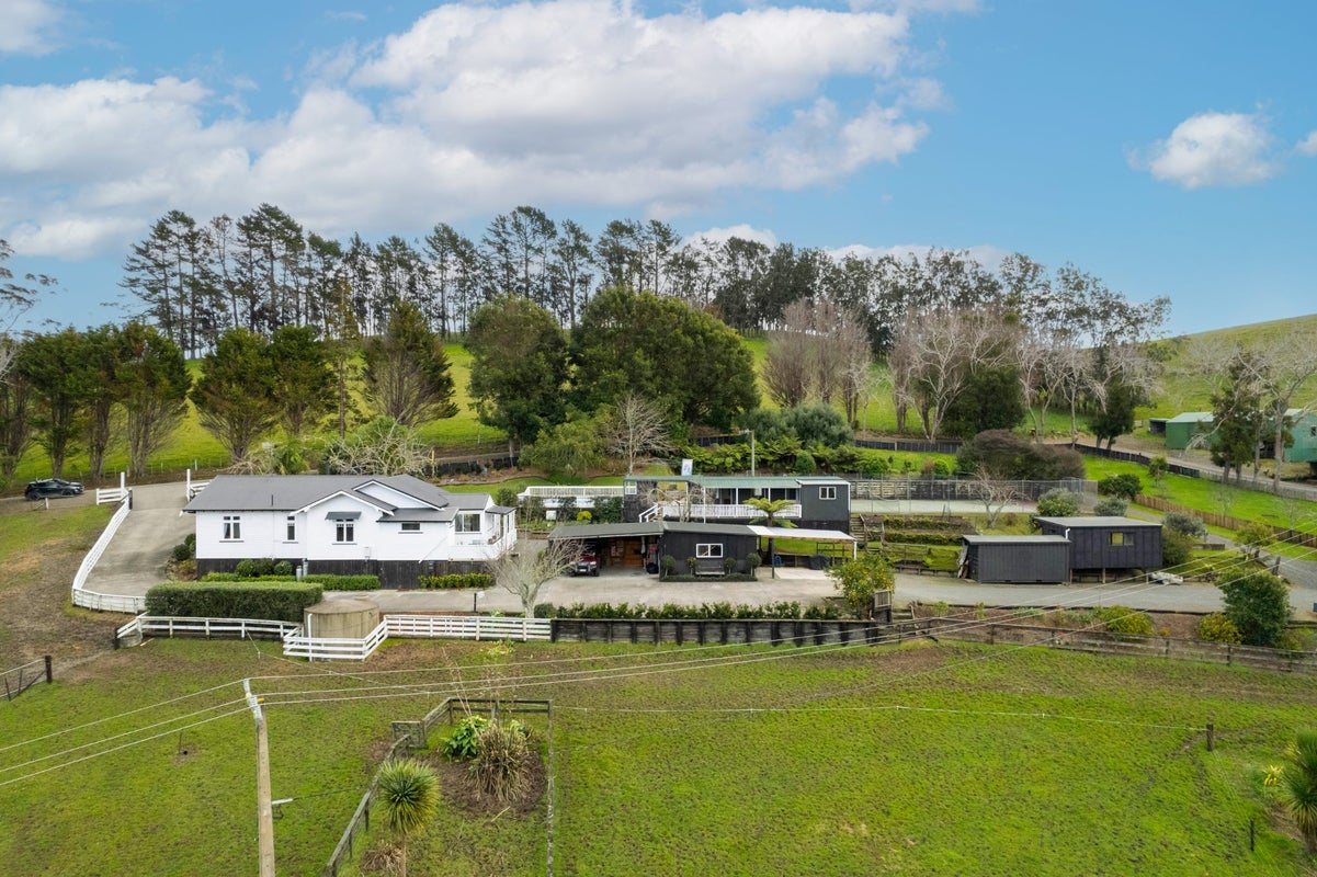 345 Whareora Road, Whangarei - Carousel 2