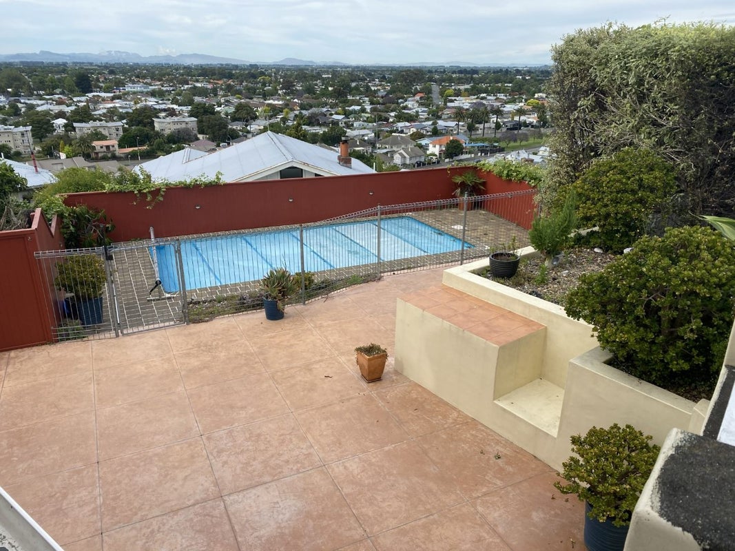 16 Guys Hill Road, Hospital Hill, Napier - Carousel 2