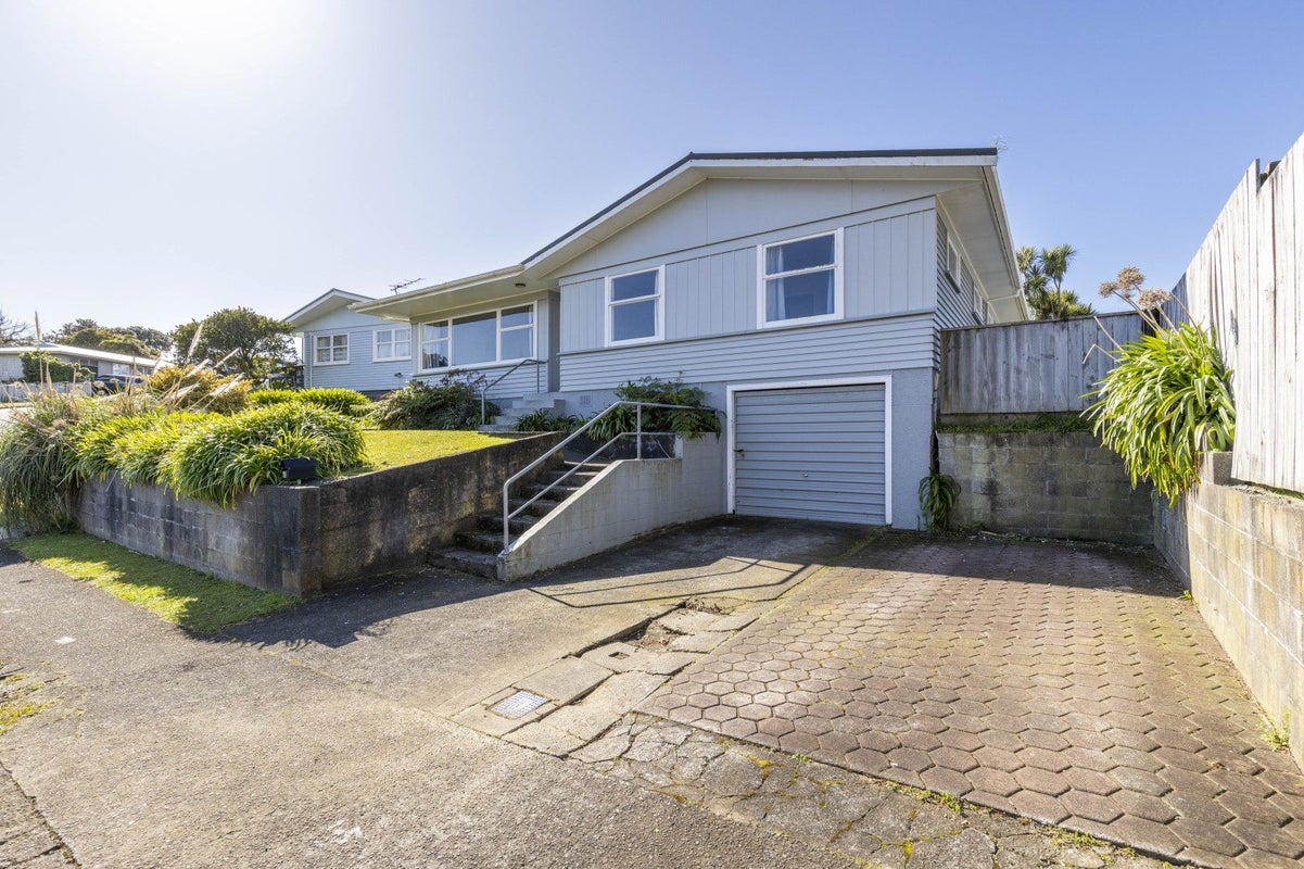 43 Belair Avenue, Blagdon, New Plymouth - Carousel 26