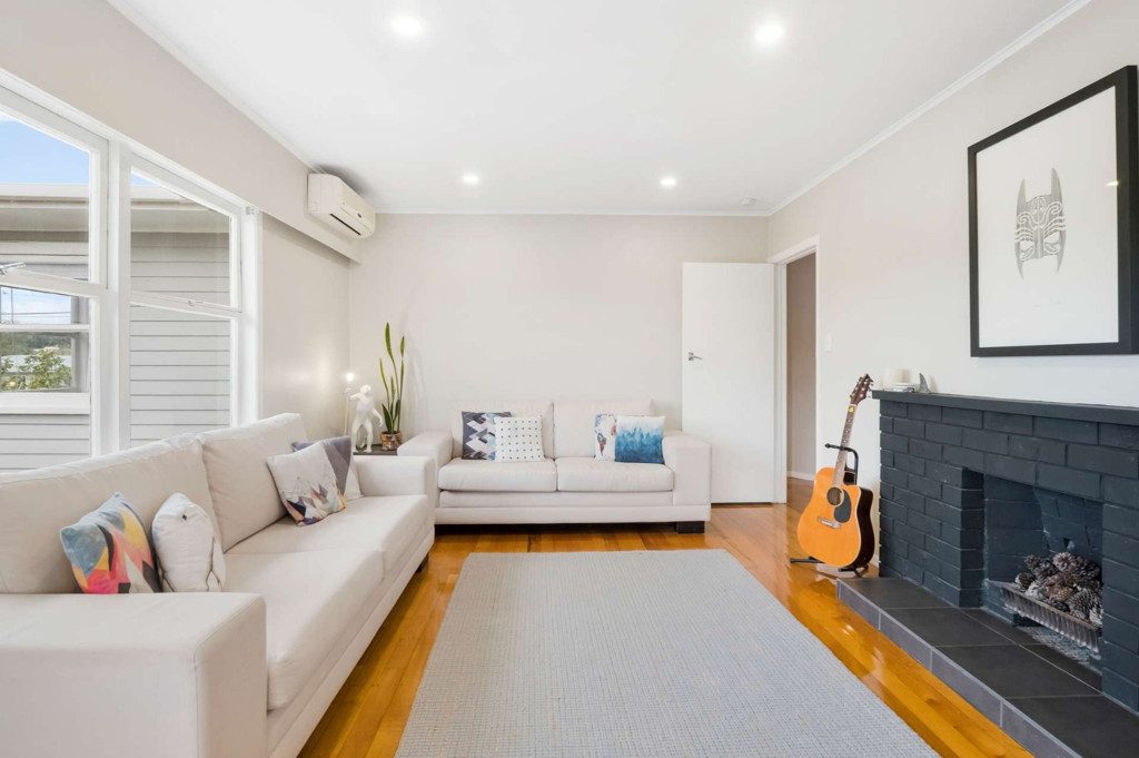 1/23 Levesque Street, Birkdale, Auckland - Carousel 2