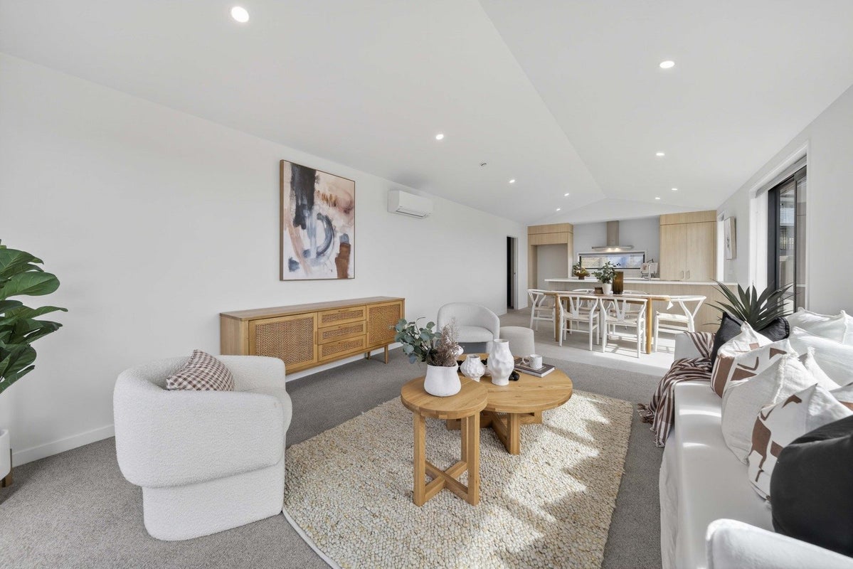 11 Ireland Way, Bethlehem, Tauranga - Carousel 1