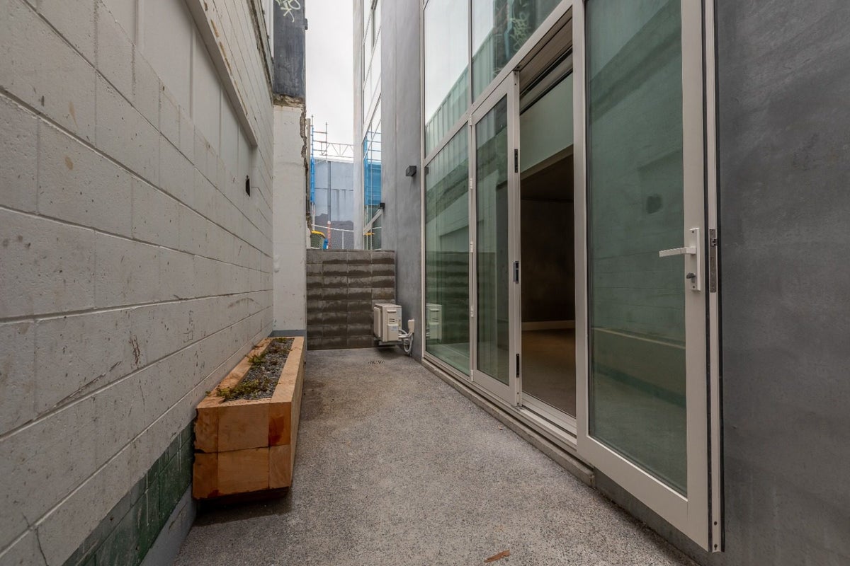 11/19 Pirie Street, Mount Victoria, Wellington - Carousel 9