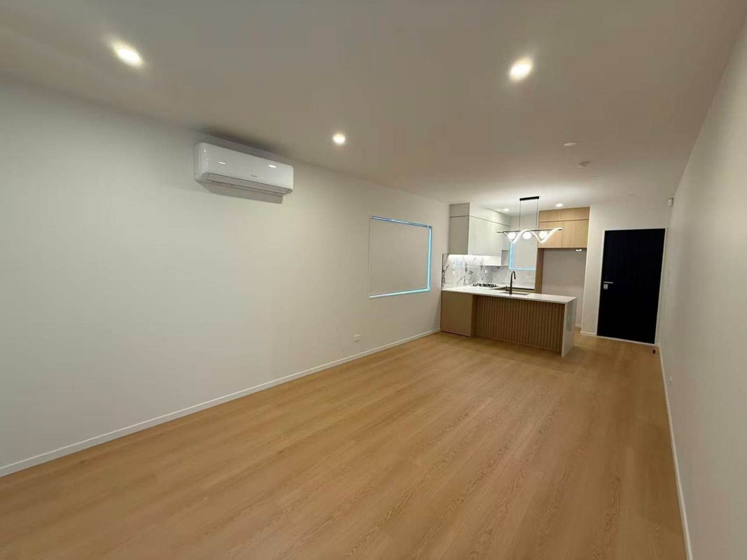 59 Whiteywood Street, Westgate, Auckland - Carousel 2