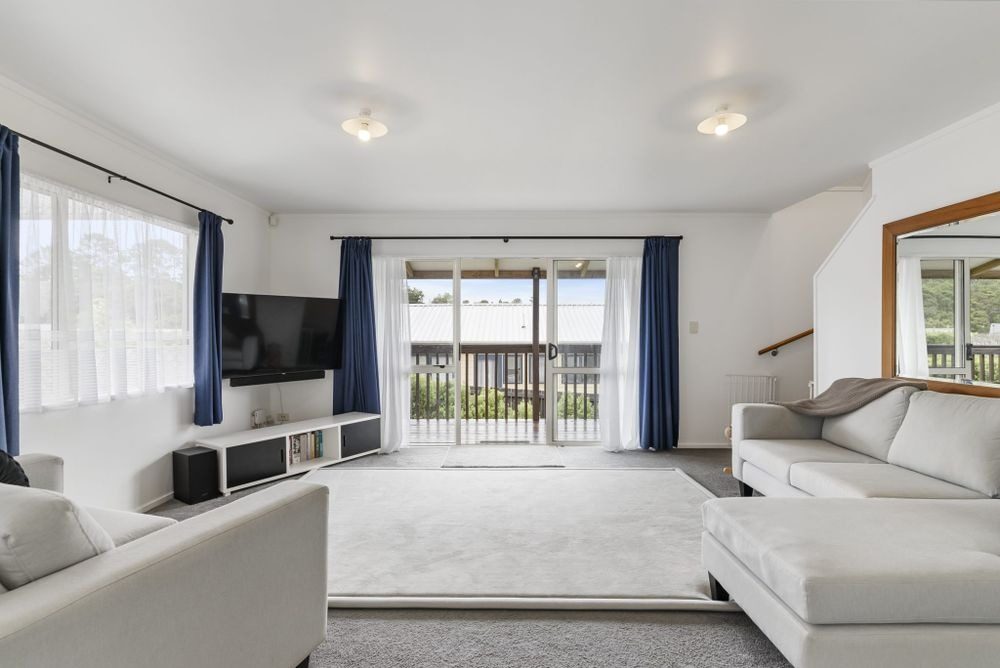 16 Carillon Place, Massey, Waitakere - Carousel 2
