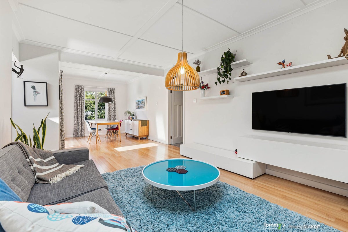 45 Strathavon Road, Miramar, Wellington - Carousel 2