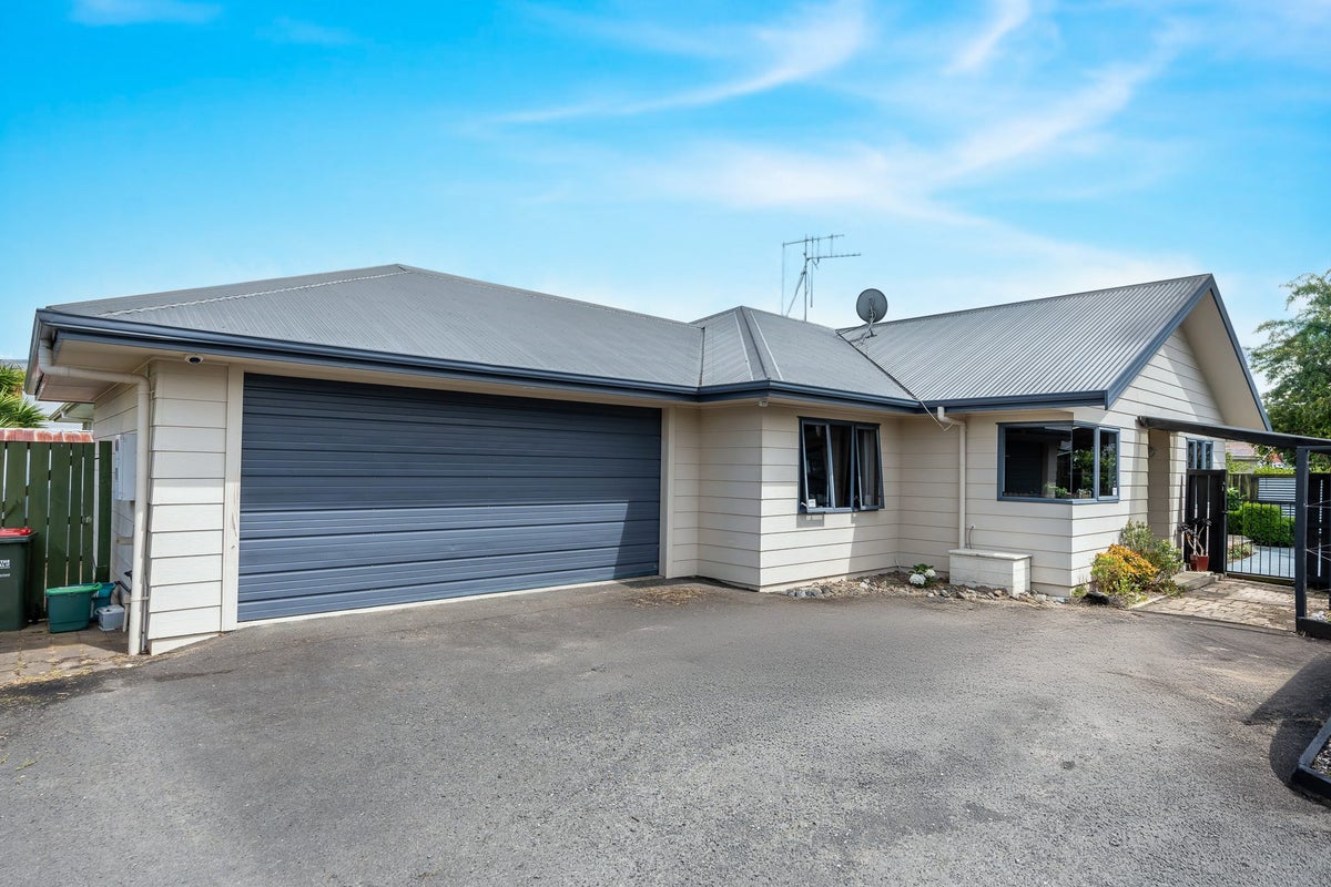 31A Allen Street, Frankton, Hamilton - Carousel 1