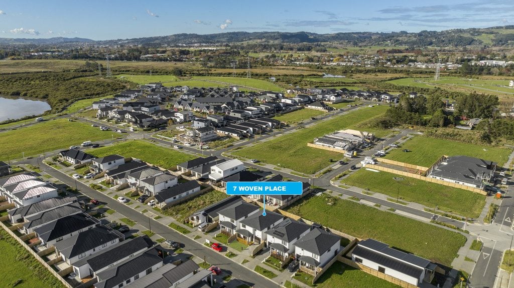 7 Woven Place, Karaka, Papakura - Carousel 26