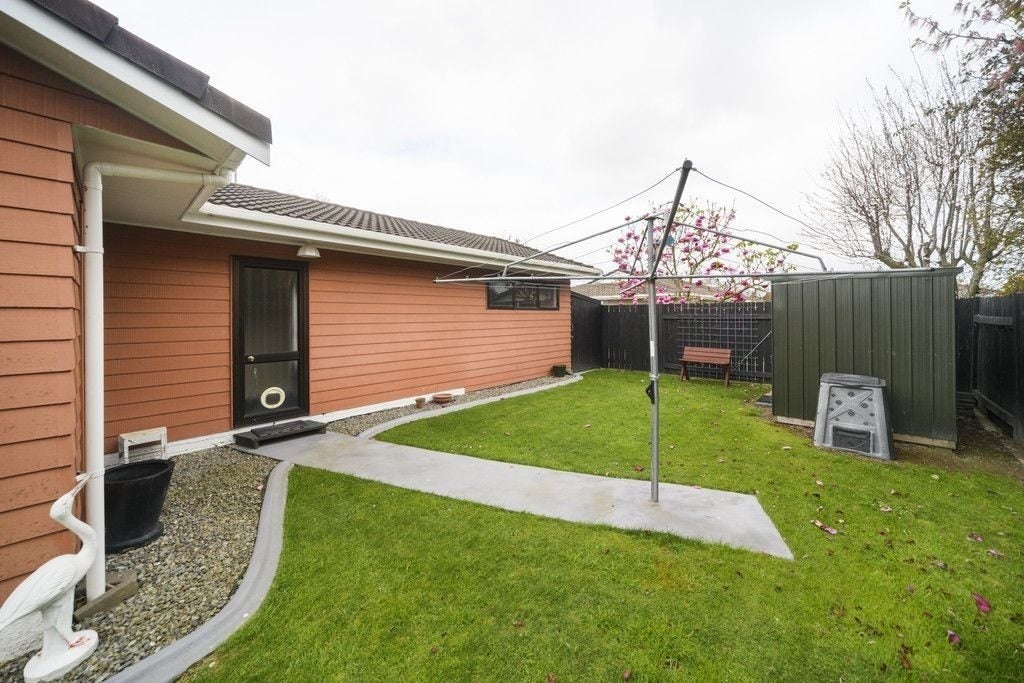 110 Amberley Avenue, Highbury, Palmerston North - Carousel 12