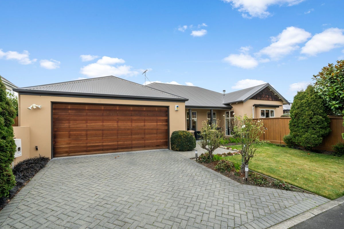 3 Brookwater Avenue, Northwood , Christchurch City, Canterbury - Carousel 1