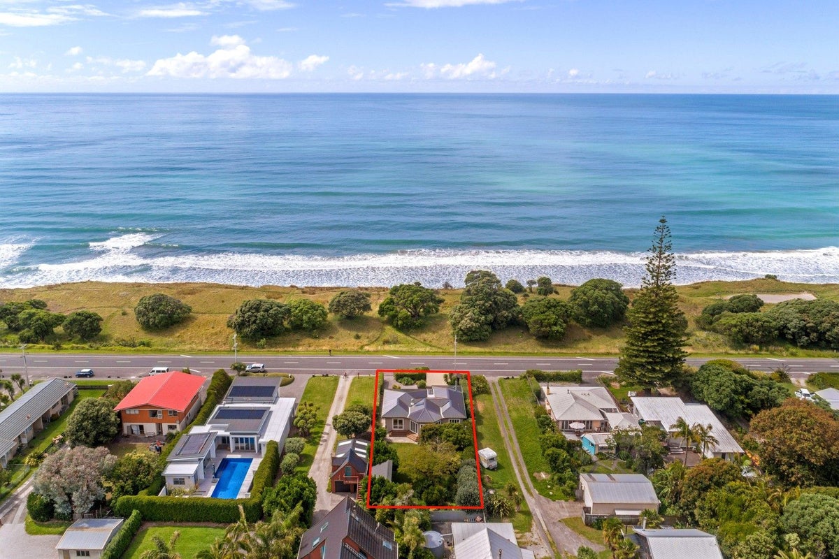 50 Moana Road, Okitu, Gisborne - Carousel 2