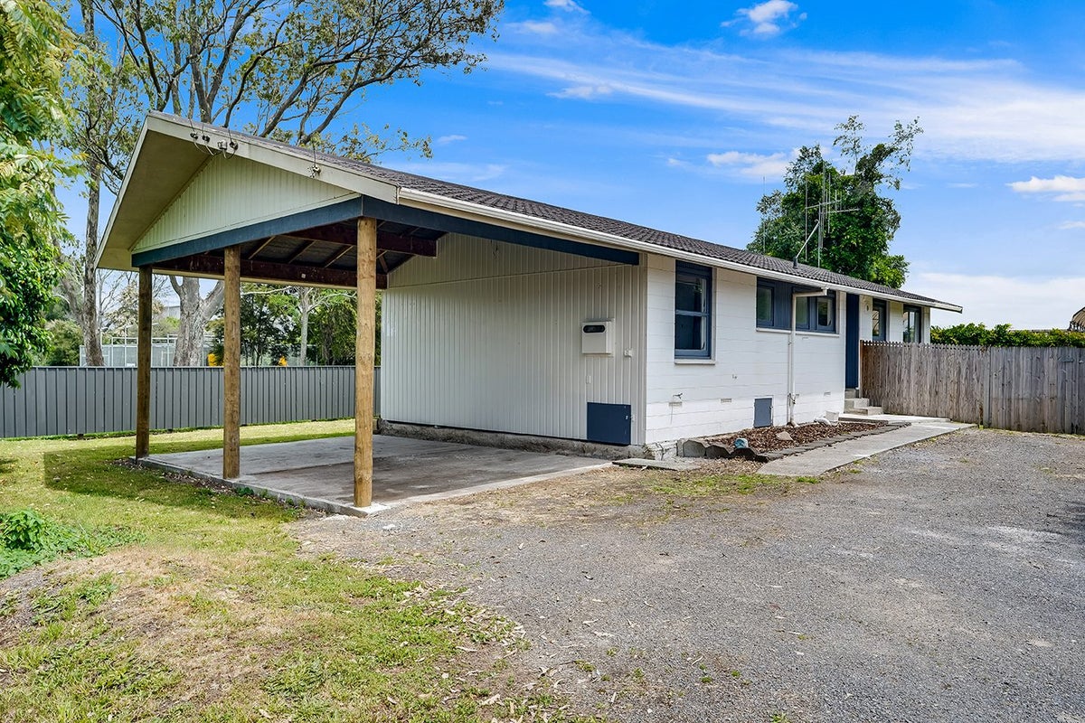 26 Filmer Place, Melville, Hamilton - Carousel 2