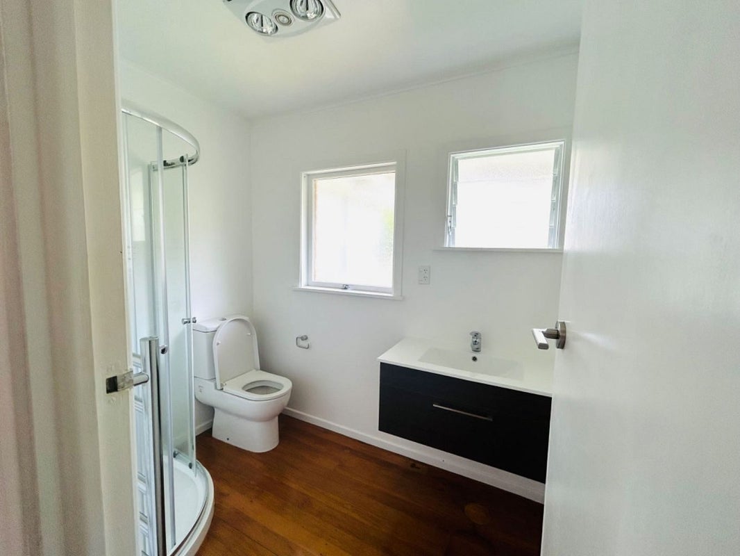 1/45A Northboro Road, Belmont, Auckland - Carousel 2