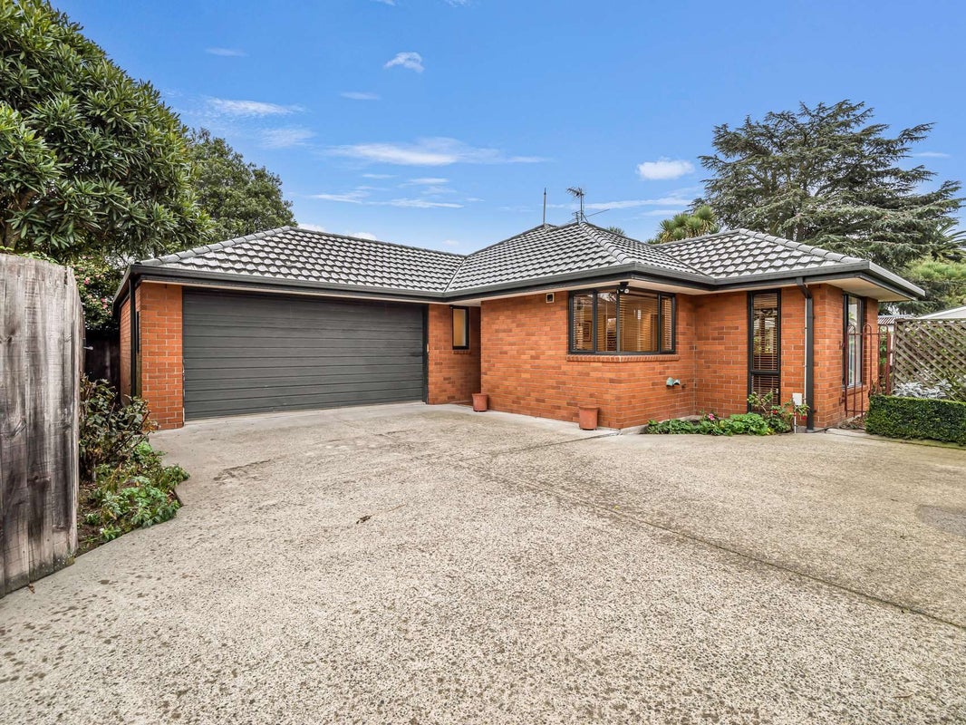 2/126 Halswell Road, Hillmorton, Christchurch - Carousel 2