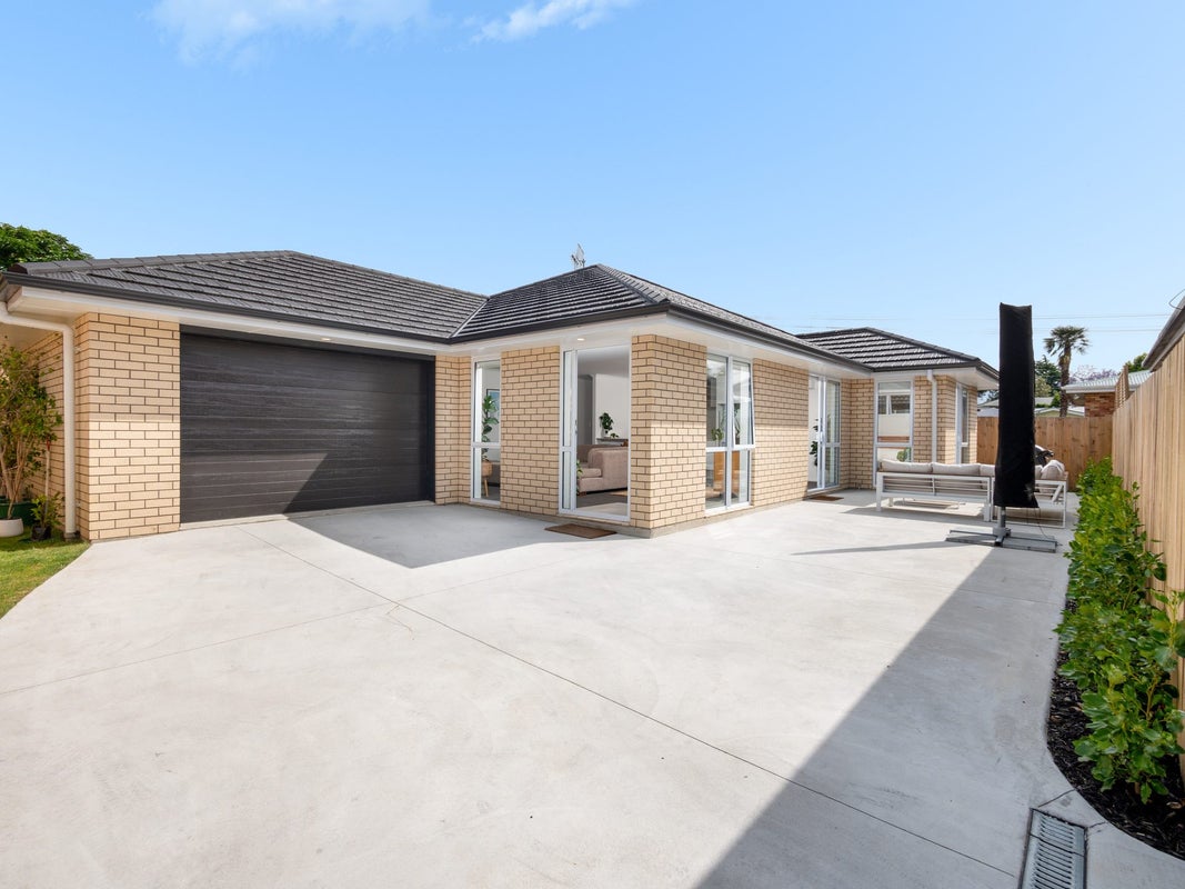 16A Sharyn Place, Brookfield, Tauranga - Carousel 1